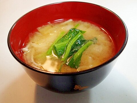茅乃舎だしで 白菜とえのき茸とほうれん草のお味噌汁 レシピ 作り方 By ぷ みぃまま 楽天レシピ 茅乃舎だしで 白菜とえのき茸とほうれん草のお味噌汁 レシピ 作り方 By ぷ みぃまま 楽天レシピ